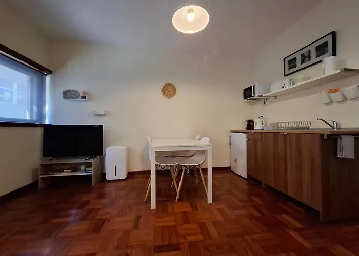 Studio 312 - With Free Parking